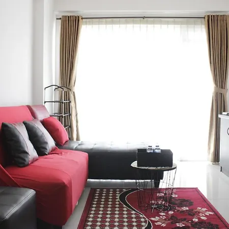 Compact And Minimalist 2Br Apartment At Gateway Pasteur By Travelio